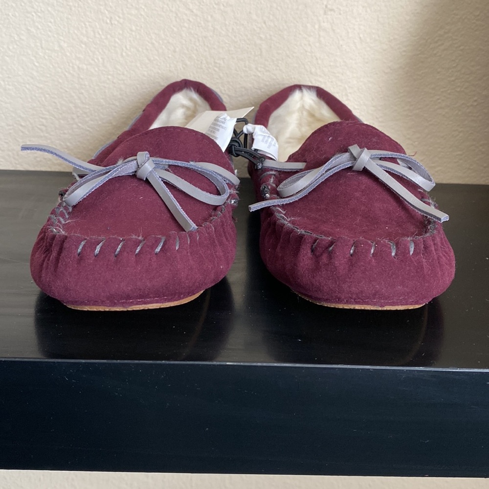Prince & Fox Fur Lined Shoes, Size US 6W, Maroon, New with Tag - Picture 6 of 9